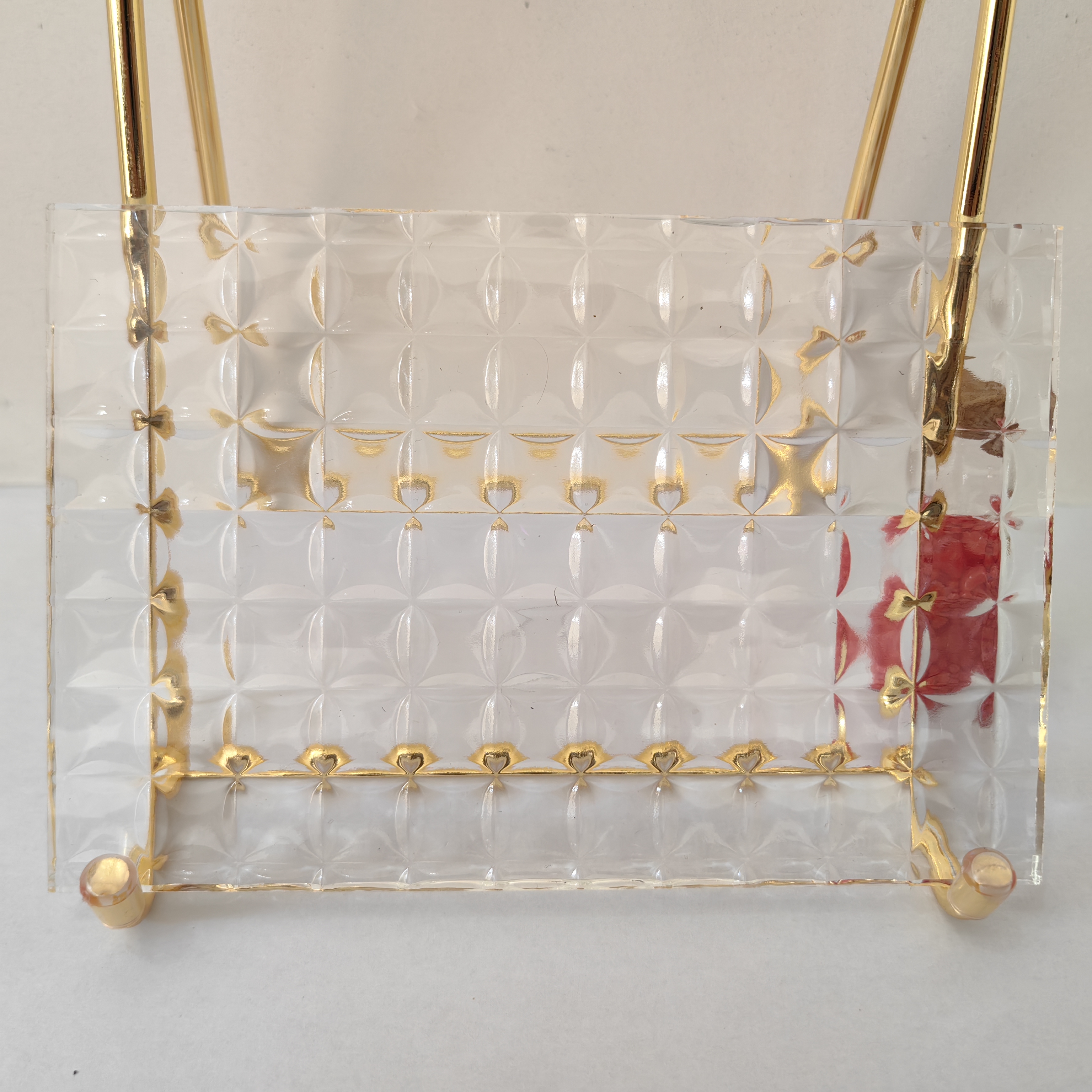 Ultra Clear Lattice Patterned Glass