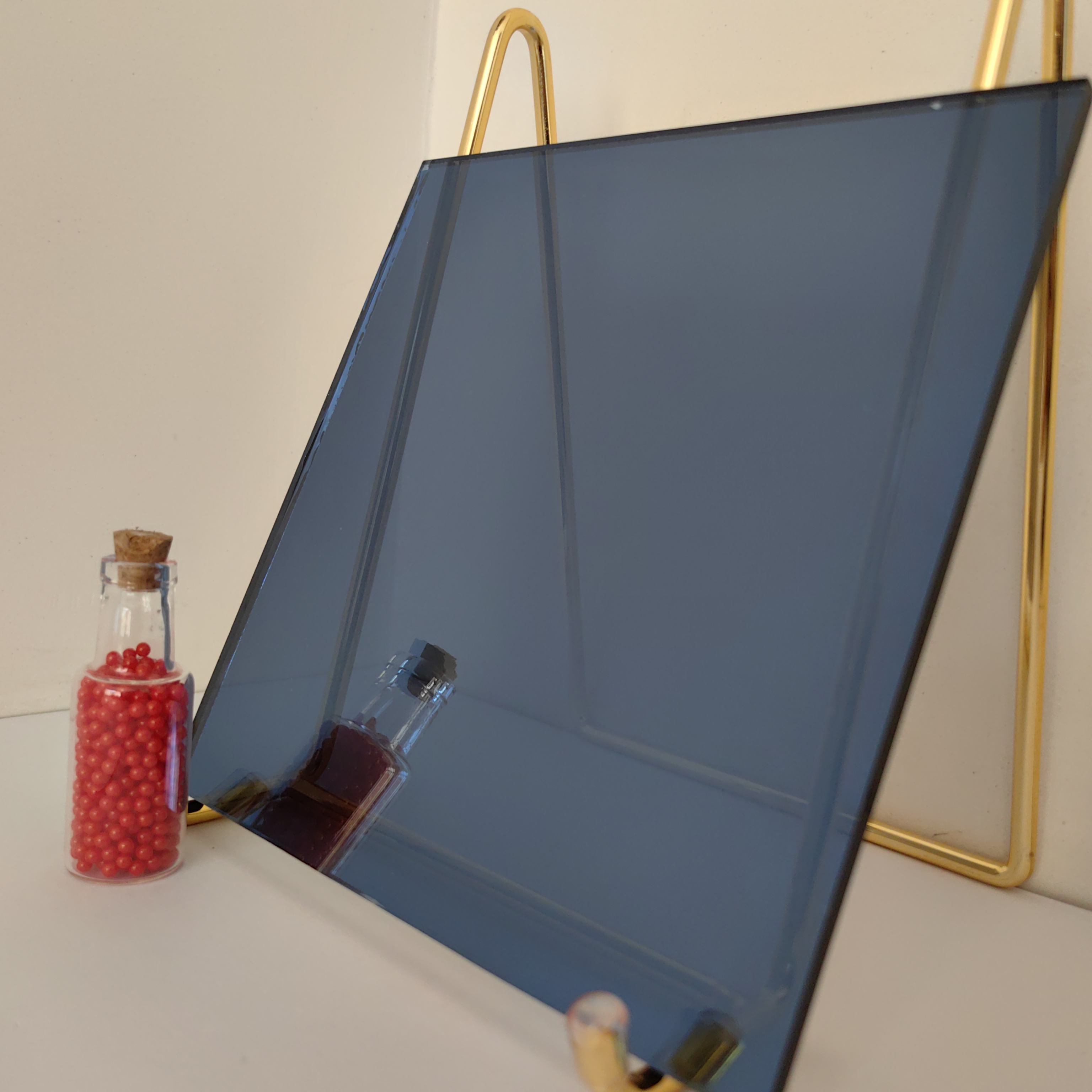 Darkblue Reflective Glass