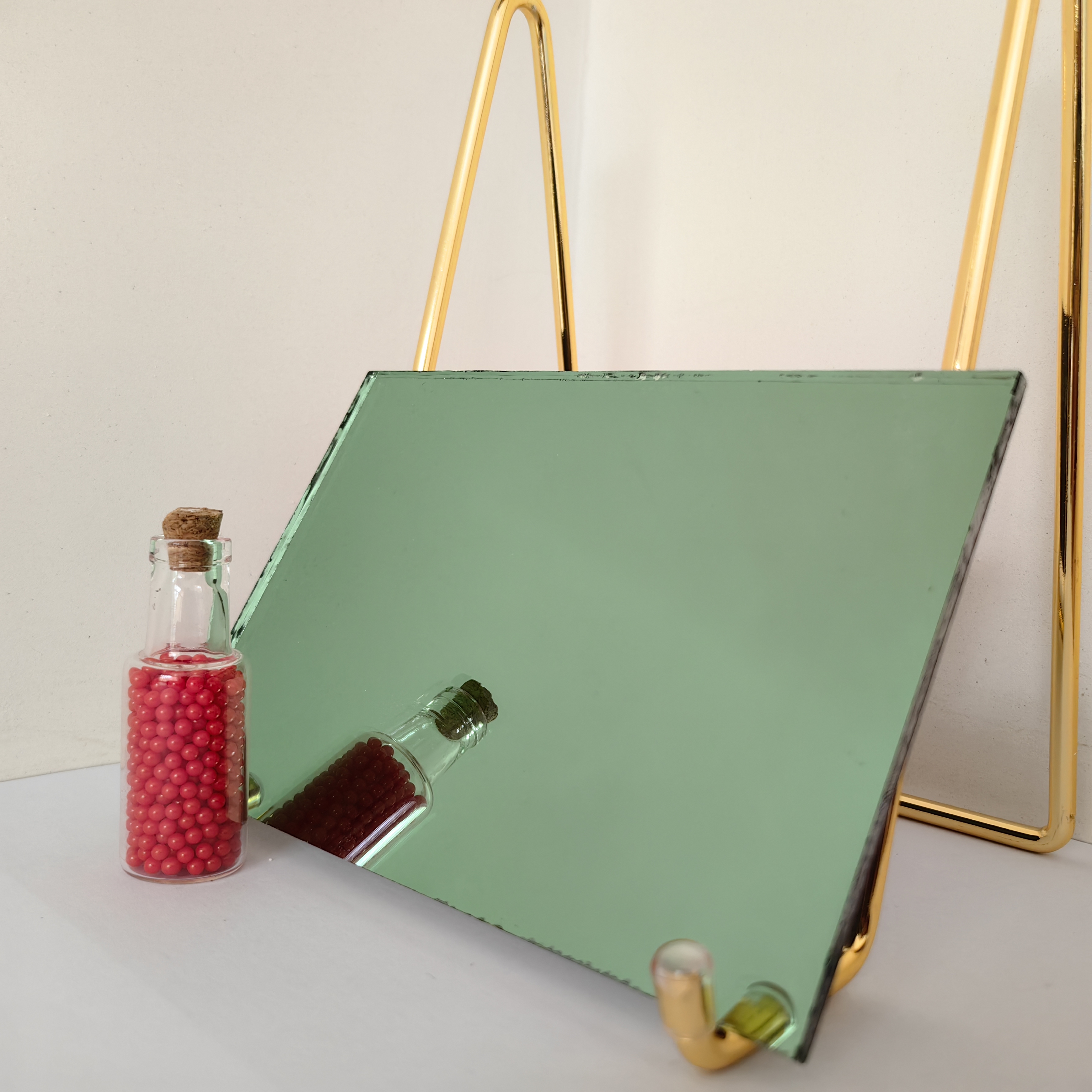 Green Mirror